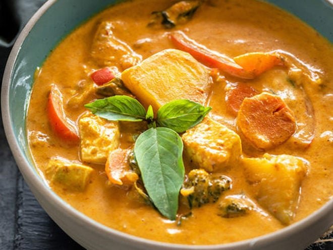 Panang Curry Paste – The Heart of Thailand’s Creamy, Aromatic Curry 1 panang curry paste