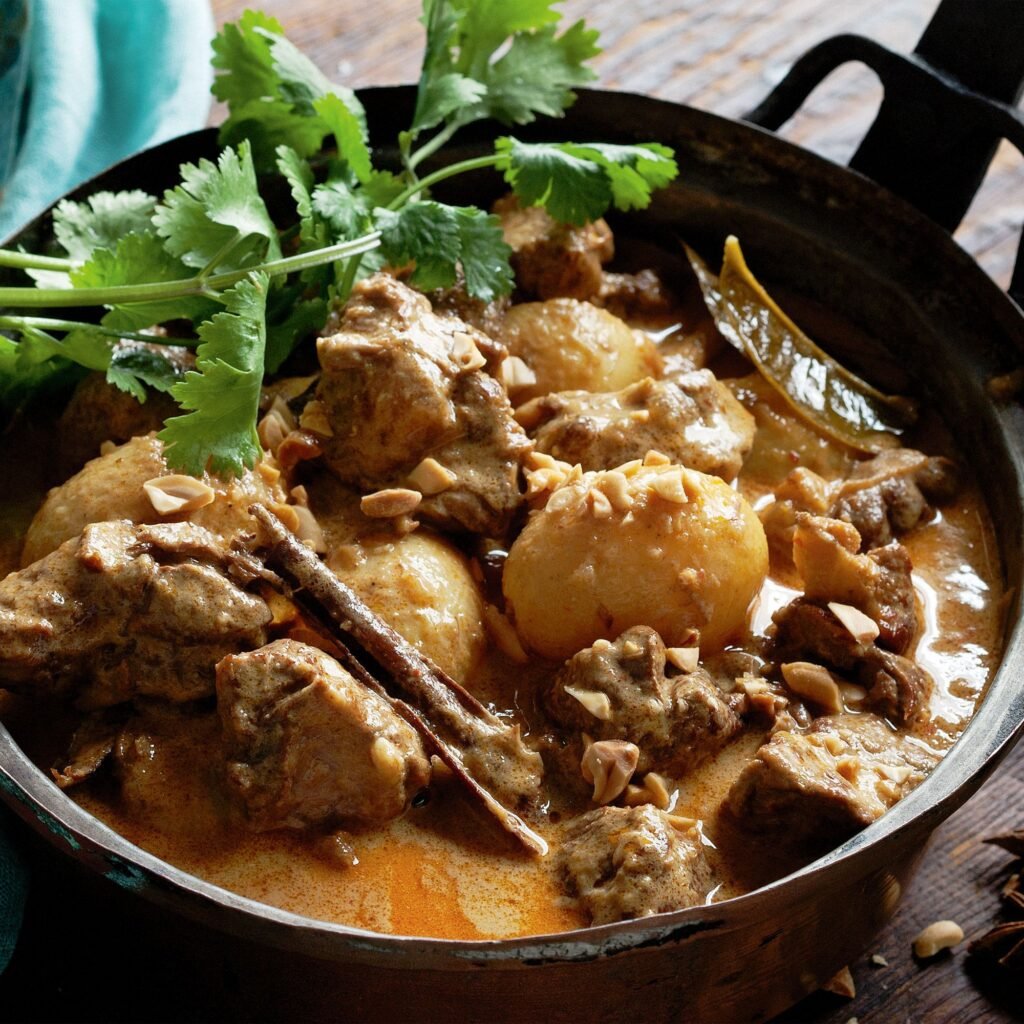Thai Chicken Massaman Curry: Aromatic Classic at Saagar 2 beef massaman curry 94171 1 Saagar Restaurant
