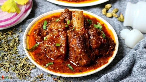 Curry Recipe Secrets: Traditional Dishes To Try in Phuket 6 shutterstock 2447691641 5 Saagar Restaurant